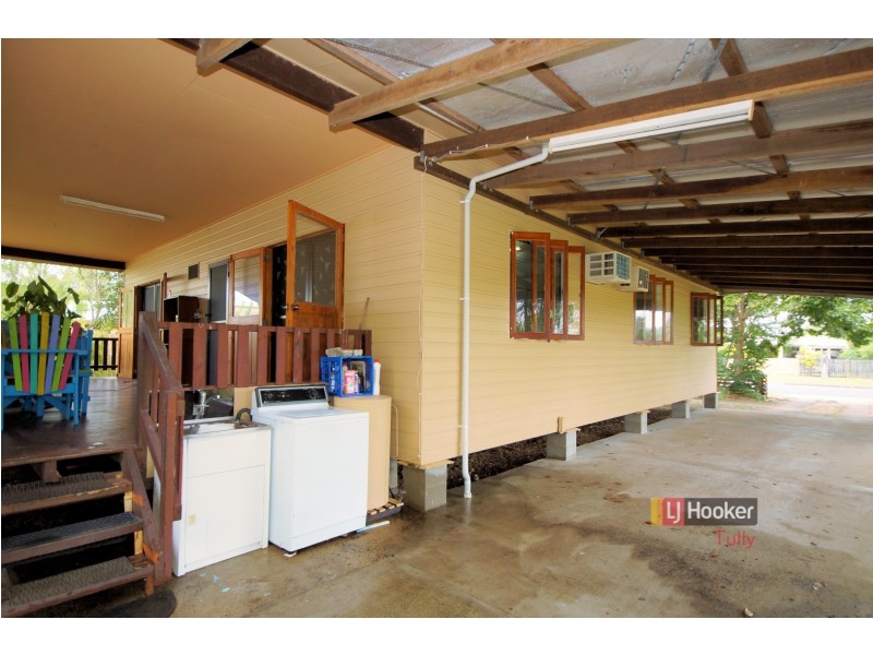 3 Muir Street, Tully Heads QLD 4854