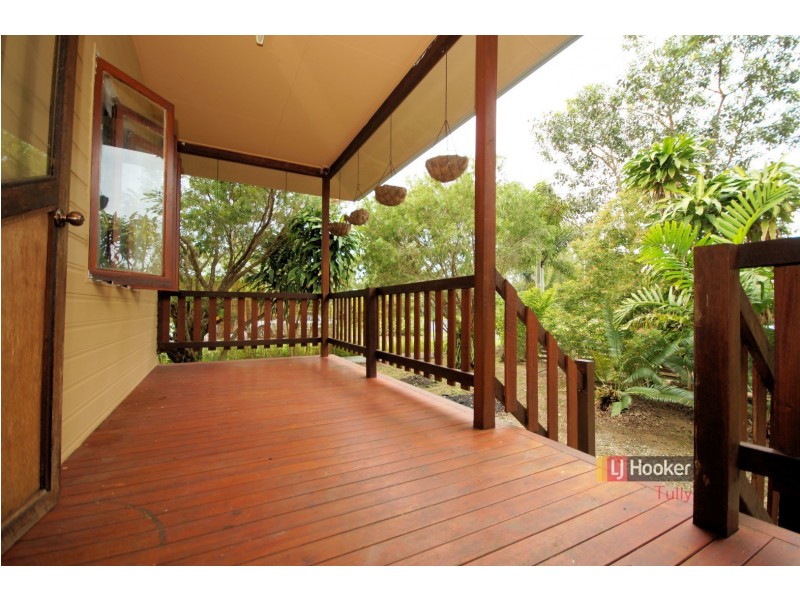 3 Muir Street, Tully Heads QLD 4854