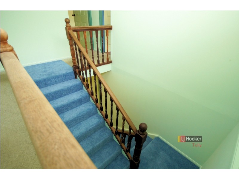 14 Hielscher Street, Tully QLD 4854