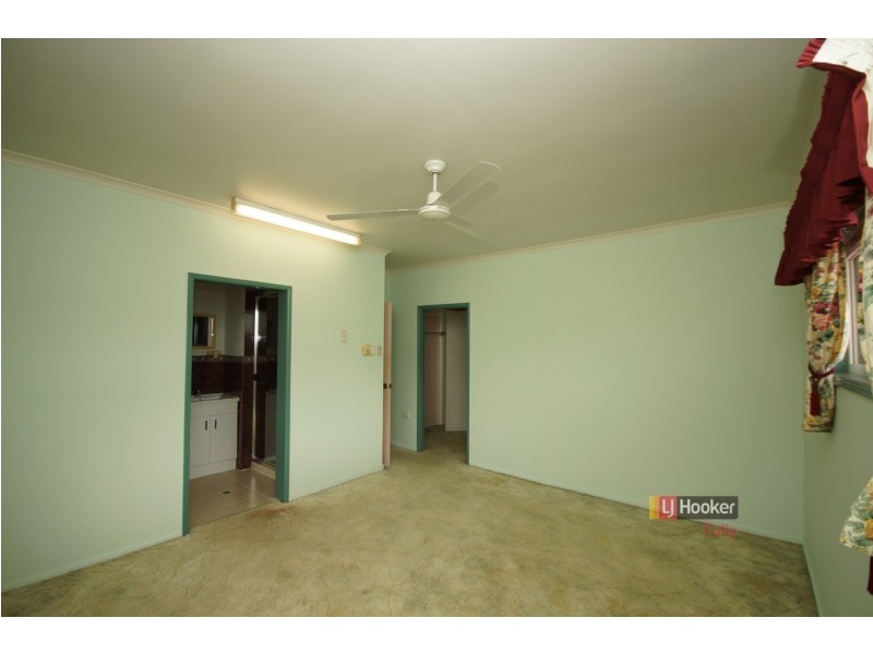 14 Hielscher Street, Tully QLD 4854