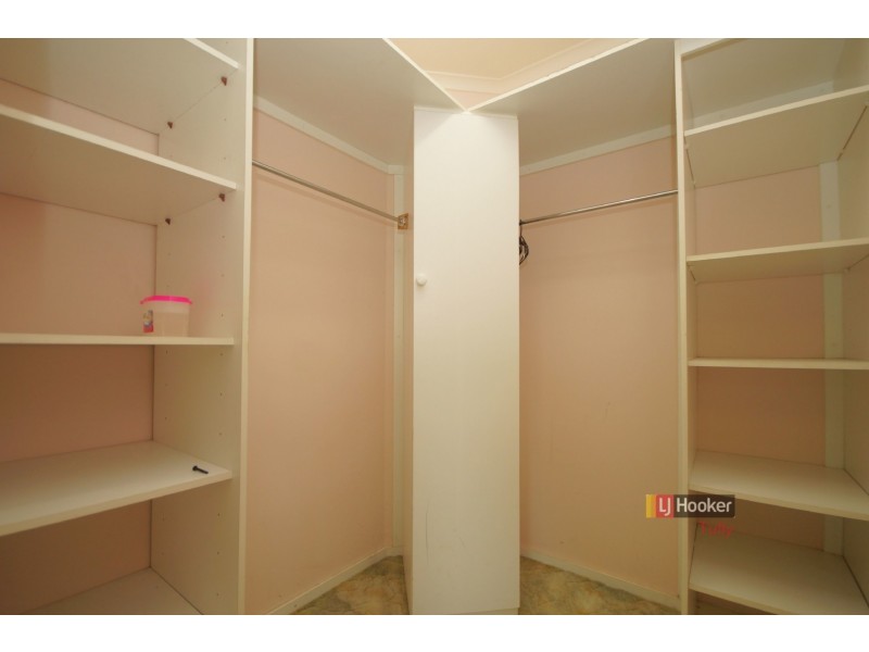 14 Hielscher Street, Tully QLD 4854