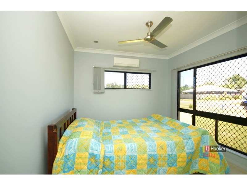 3 Nivosa Court, Mission Beach QLD 4852