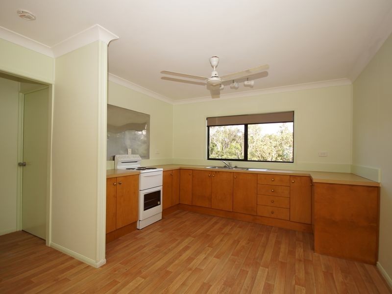 48 Luff Street, Hull Heads QLD 4854