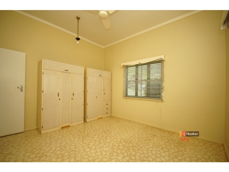 17 Henry Street, Tully QLD 4854