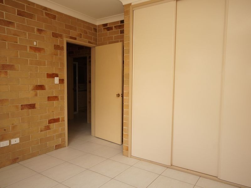 2/7 Henry Street, Tully QLD 4854