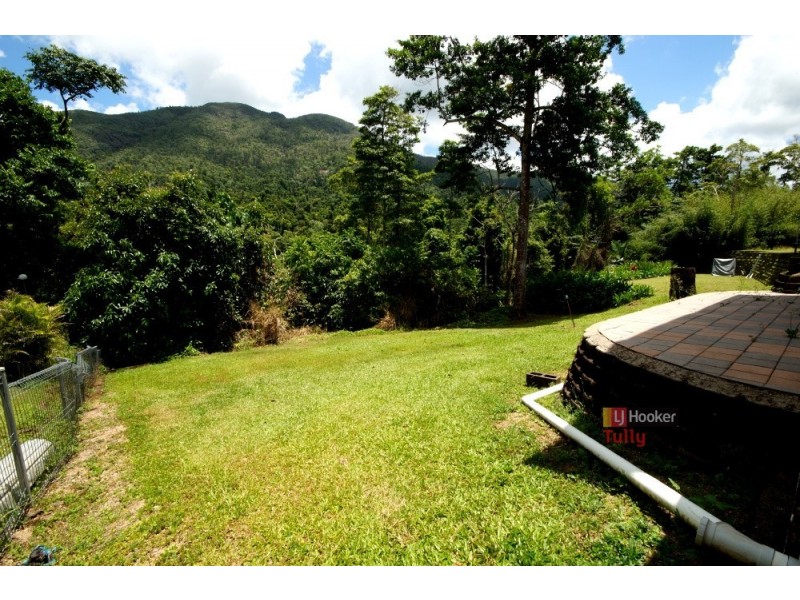 1/5 KIRK, Tully QLD 4854