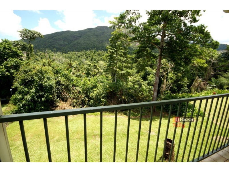 1/5 KIRK, Tully QLD 4854