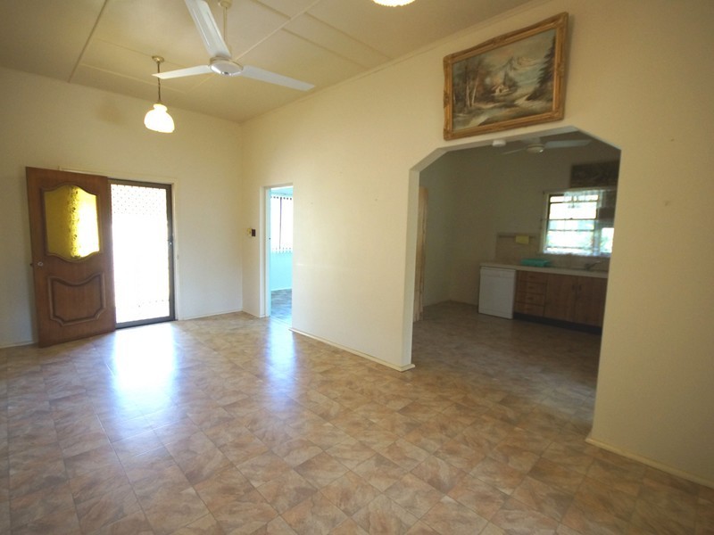 100 Old Tully Road, Tully QLD 4854