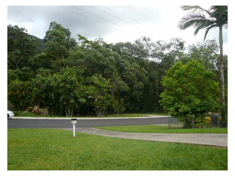 22 Bamber, Tully QLD 4854