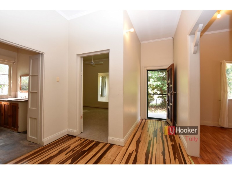 8 Brosnan Street, Tully QLD 4854