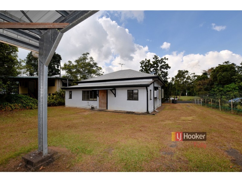 8 Brosnan Street, Tully QLD 4854