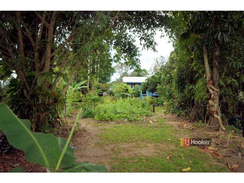 2 Midgenoo-Feluga Road, Midgenoo QLD 4854