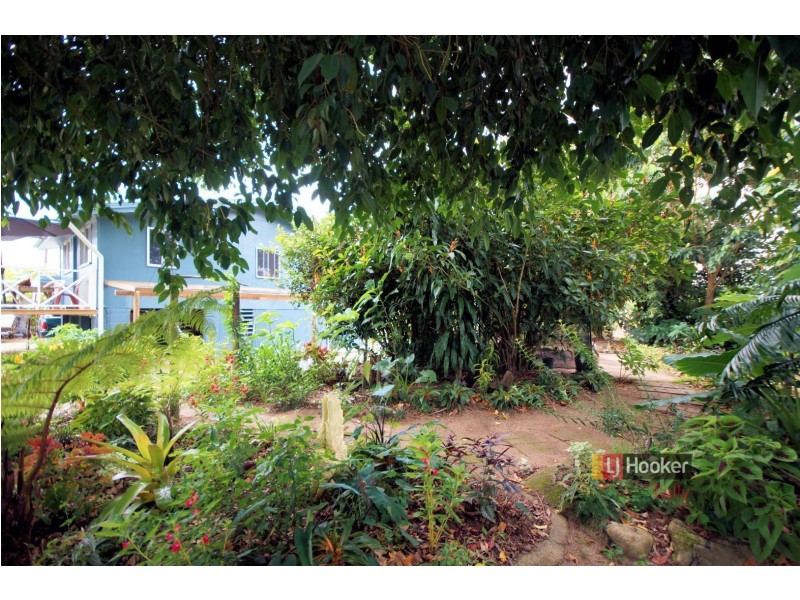 2 Midgenoo-Feluga Road, Midgenoo QLD 4854