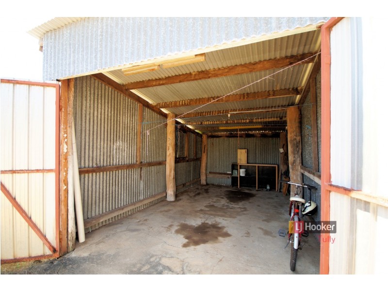 11 Thurles Street, Tully QLD 4854