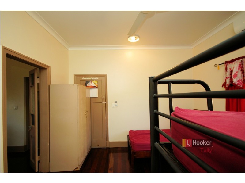 11 Thurles Street, Tully QLD 4854