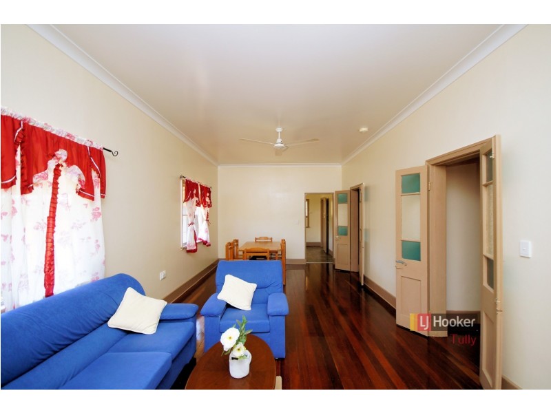 11 Thurles Street, Tully QLD 4854