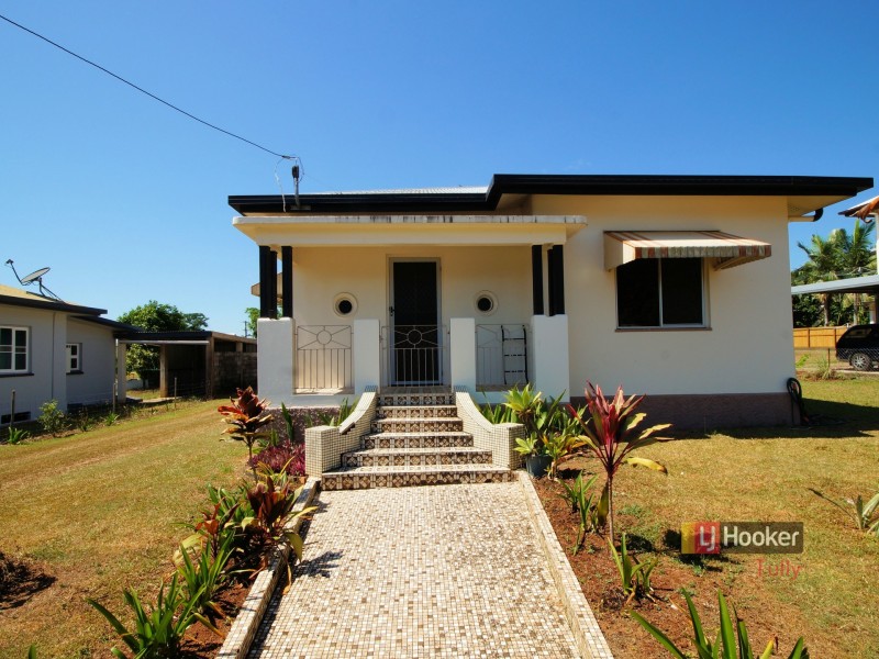 11 Thurles Street, Tully QLD 4854