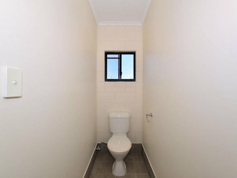 Unit 1/117 Taylor Street, Tully Heads QLD 4854