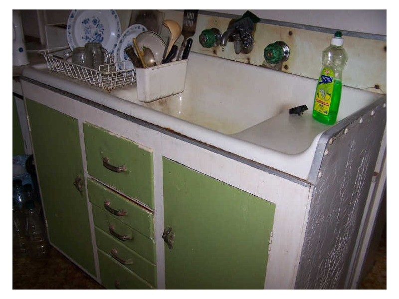 19 Black Street, Tully QLD 4854