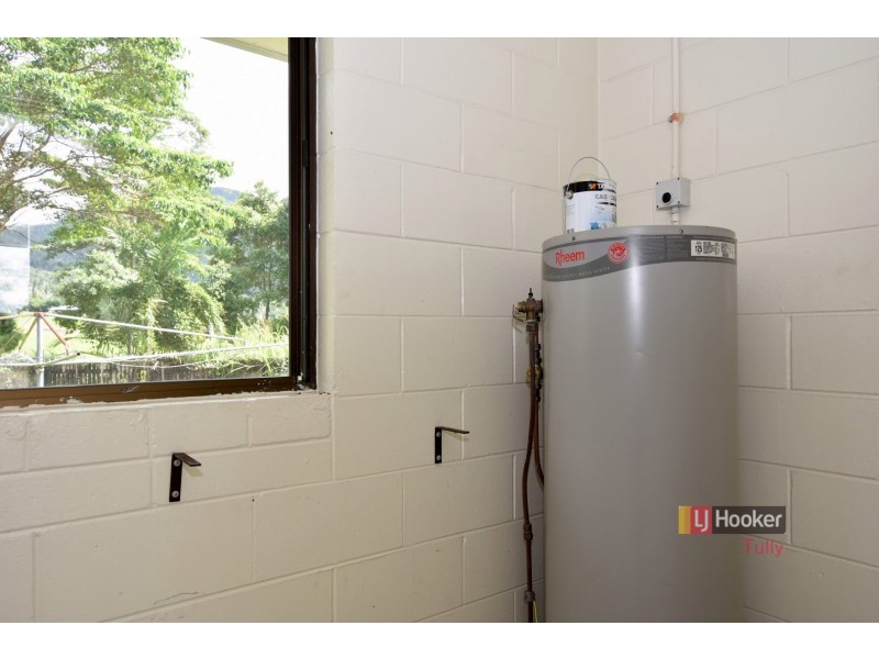 Unit 2/145 Bryant Street, Tully QLD 4854