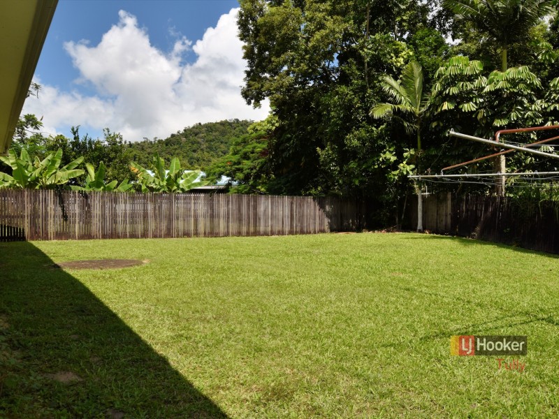 Unit 2/145 Bryant Street, Tully QLD 4854