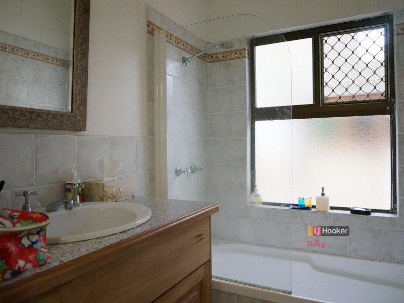 367 Murdering Point Road, Kurrimine Beach QLD 4871