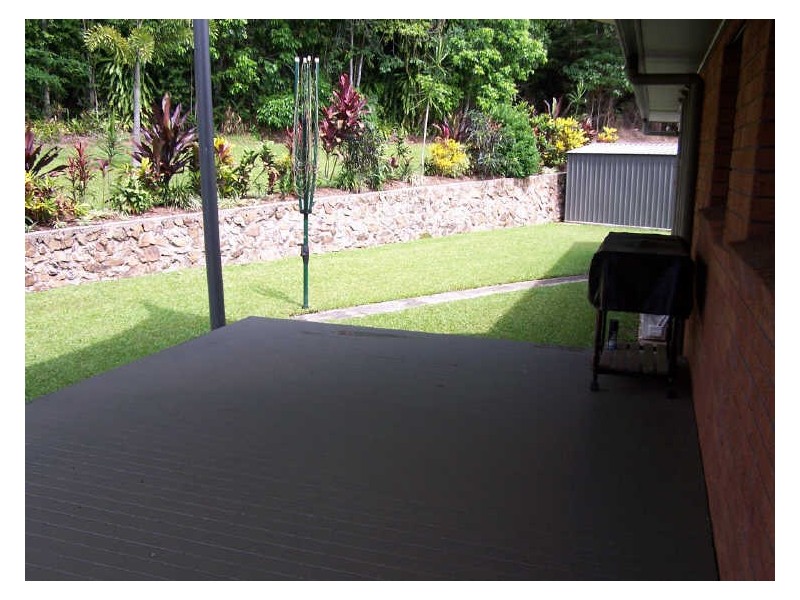 19 Bell Street, Tully QLD 4854