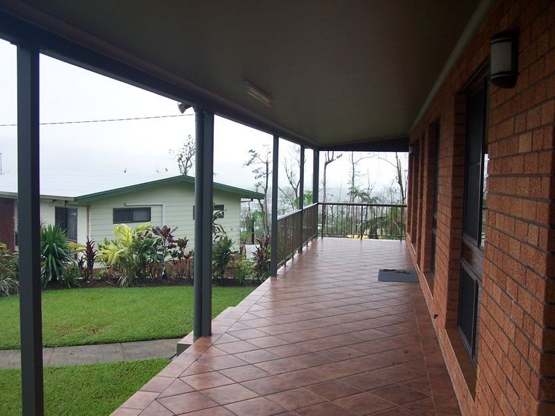 19 Bell Street, Tully QLD 4854
