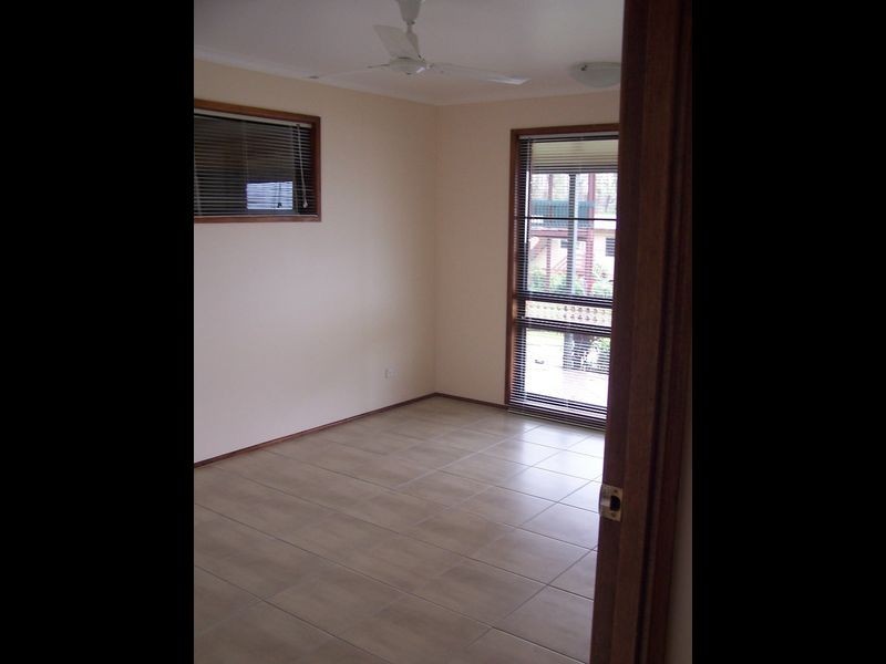 19 Bell Street, Tully QLD 4854