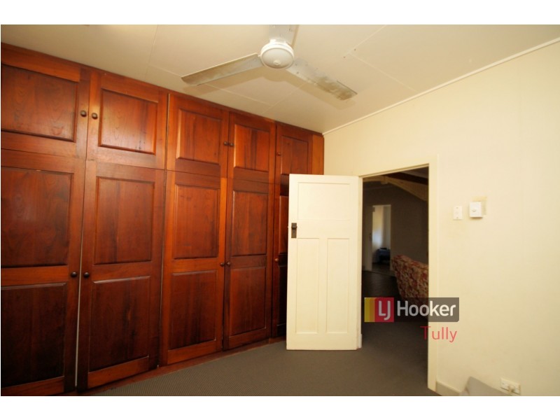 8 McQuillen Street, Tully QLD 4854