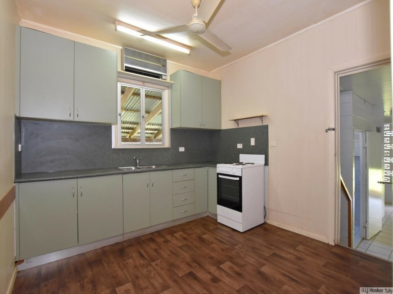 8 McQuillen Street, Tully QLD 4854