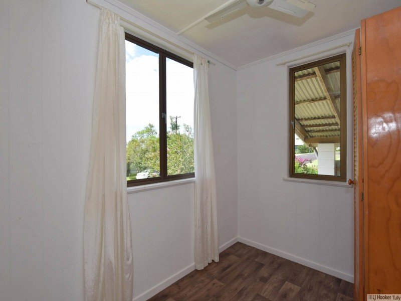 8 McQuillen Street, Tully QLD 4854