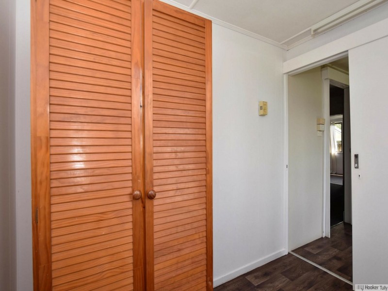 8 McQuillen Street, Tully QLD 4854