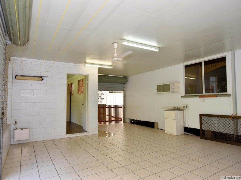 8 McQuillen Street, Tully QLD 4854