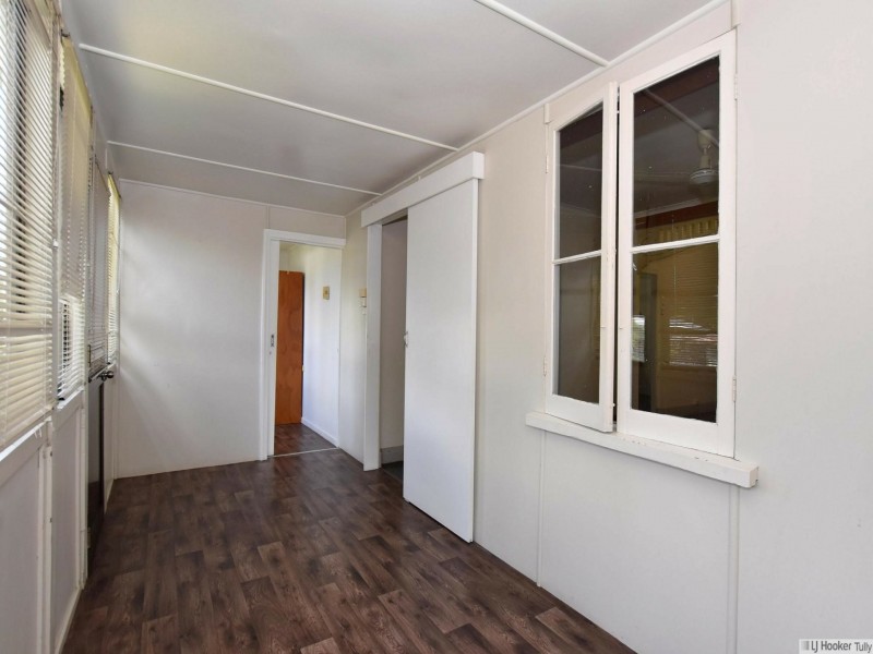 8 McQuillen Street, Tully QLD 4854