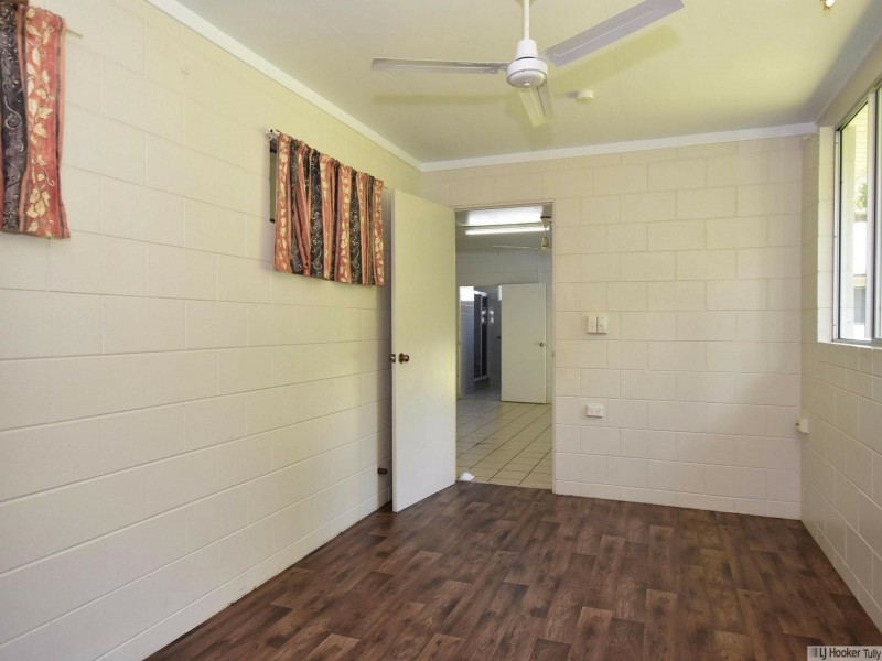 8 McQuillen Street, Tully QLD 4854