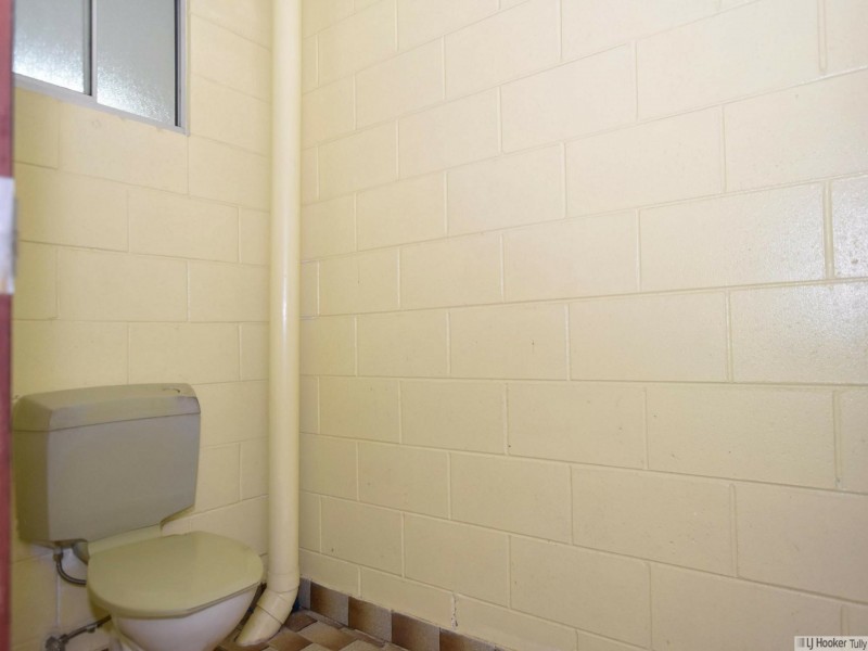 8 McQuillen Street, Tully QLD 4854