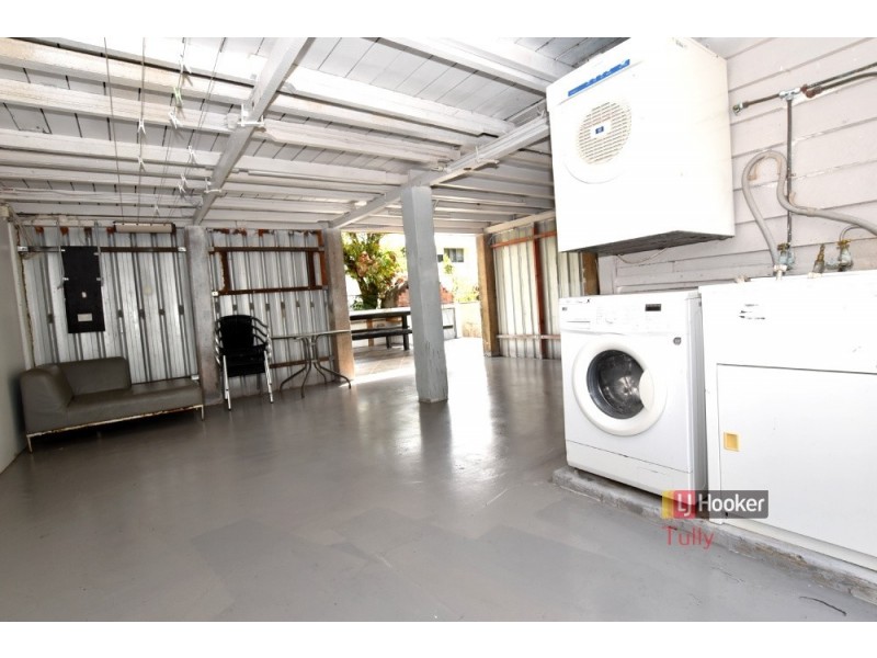 10 Plumb Street, Tully QLD 4854