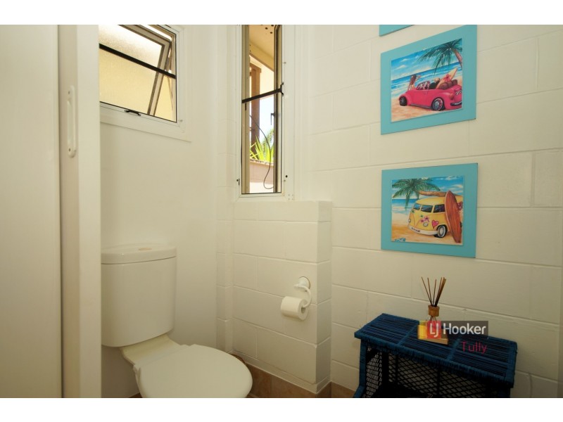 26 Kennedy Esplanade, South Mission Beach QLD 4852