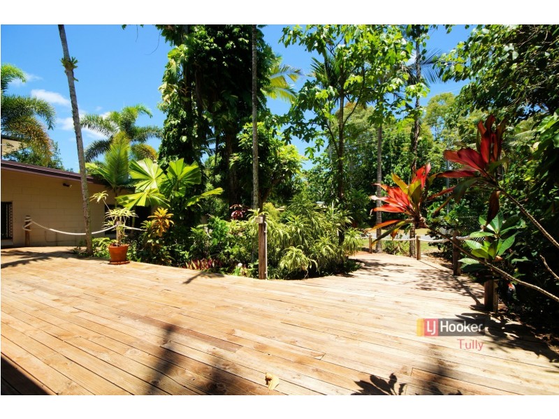 26 Kennedy Esplanade, South Mission Beach QLD 4852