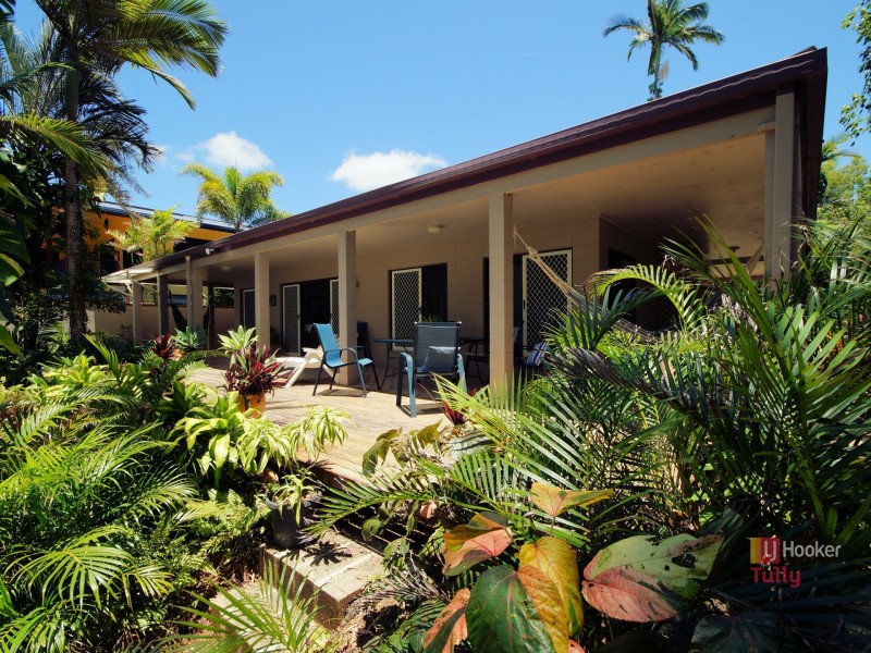 26 Kennedy Esplanade, South Mission Beach QLD 4852