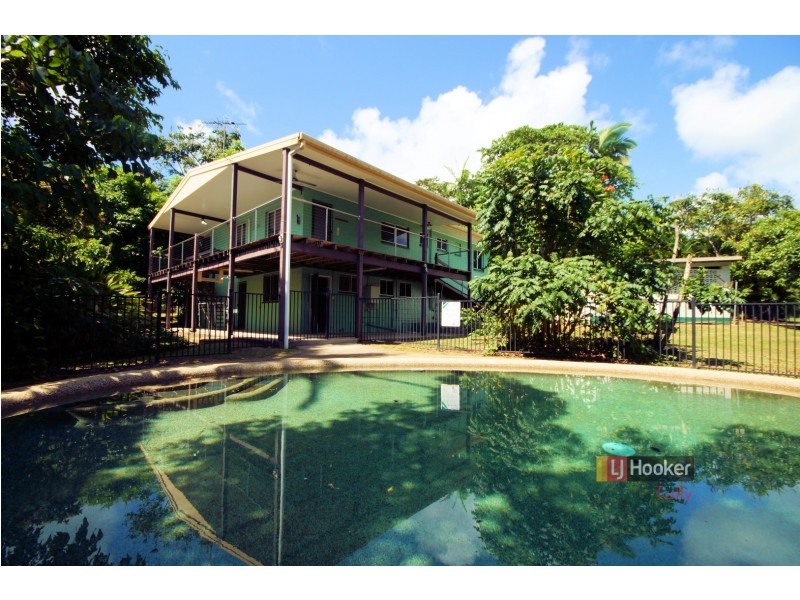7 Webb Court, Bingil Bay QLD 4852