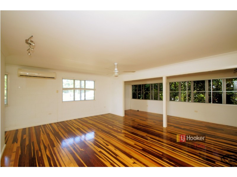 7 Webb Court, Bingil Bay QLD 4852