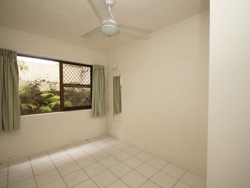 2/5 Kirk Street, Tully QLD 4854