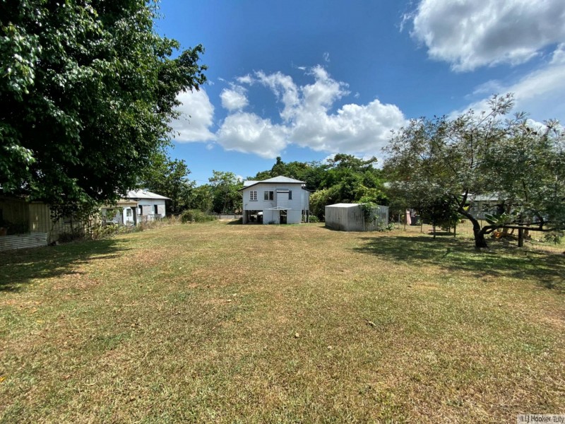 6 Brosnan Street, Tully QLD 4854