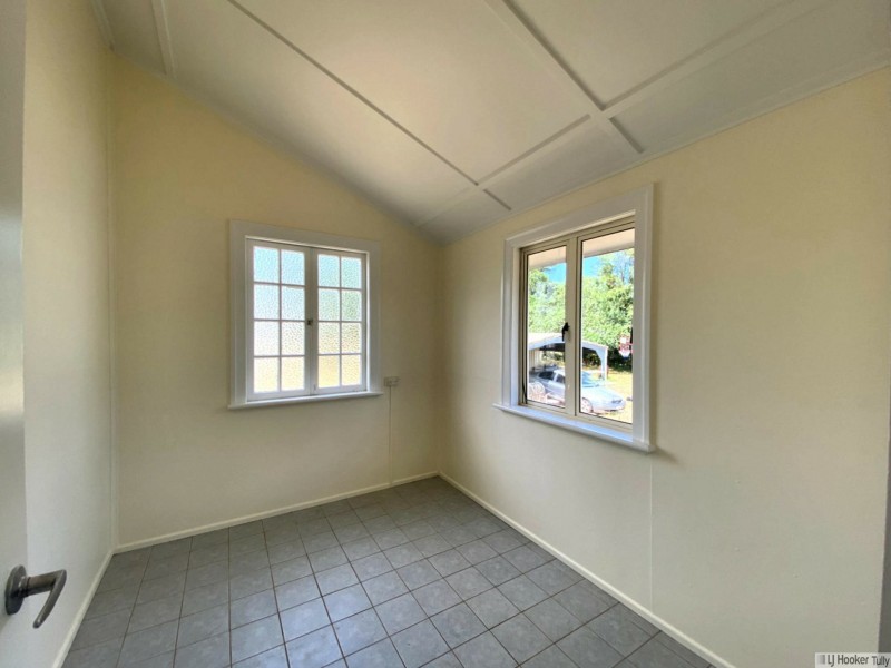 6 Brosnan Street, Tully QLD 4854