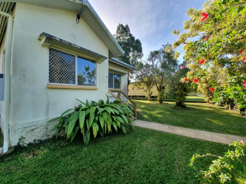 16 Brosnan Street, Tully QLD 4854