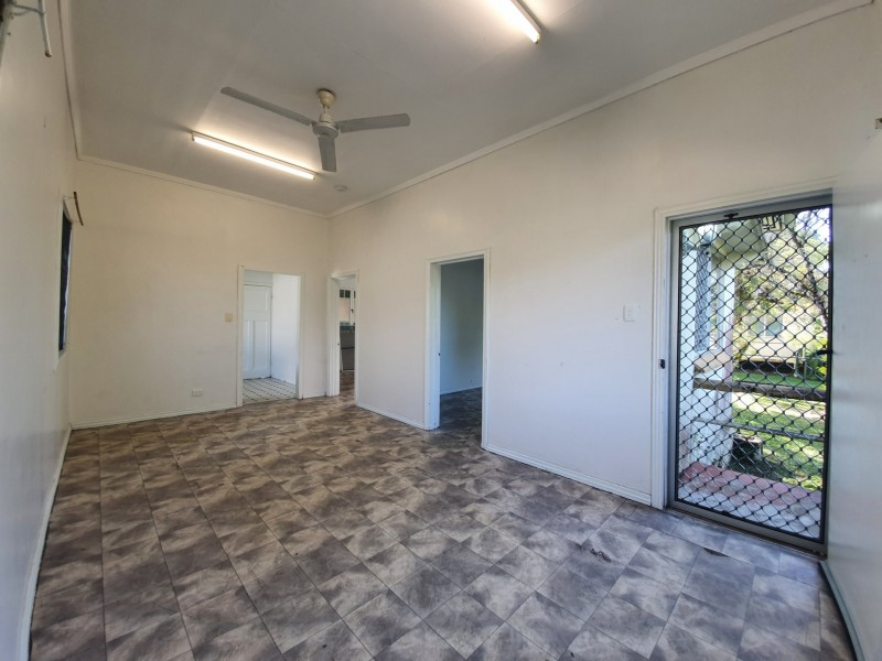 16 Brosnan Street, Tully QLD 4854