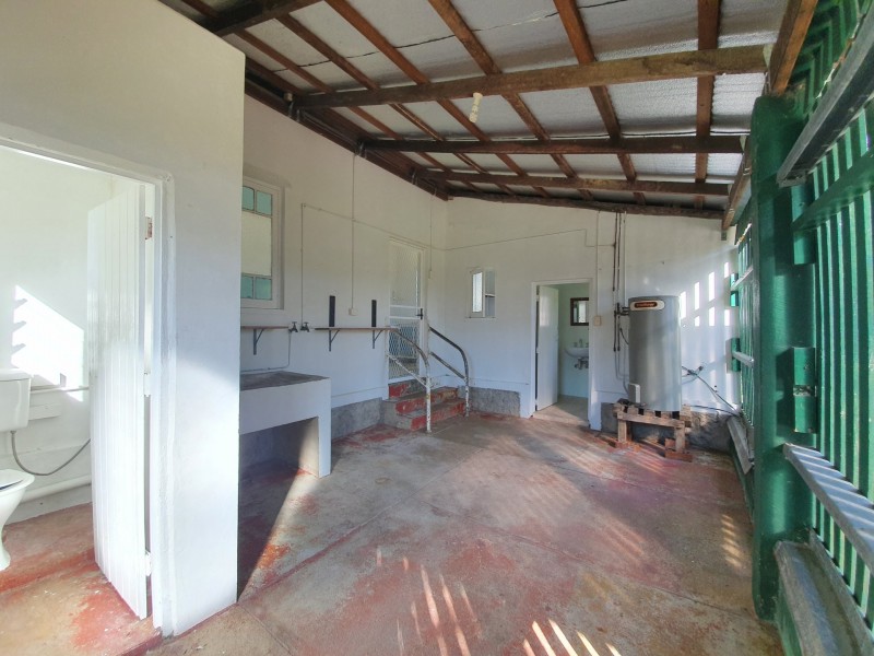 16 Brosnan Street, Tully QLD 4854