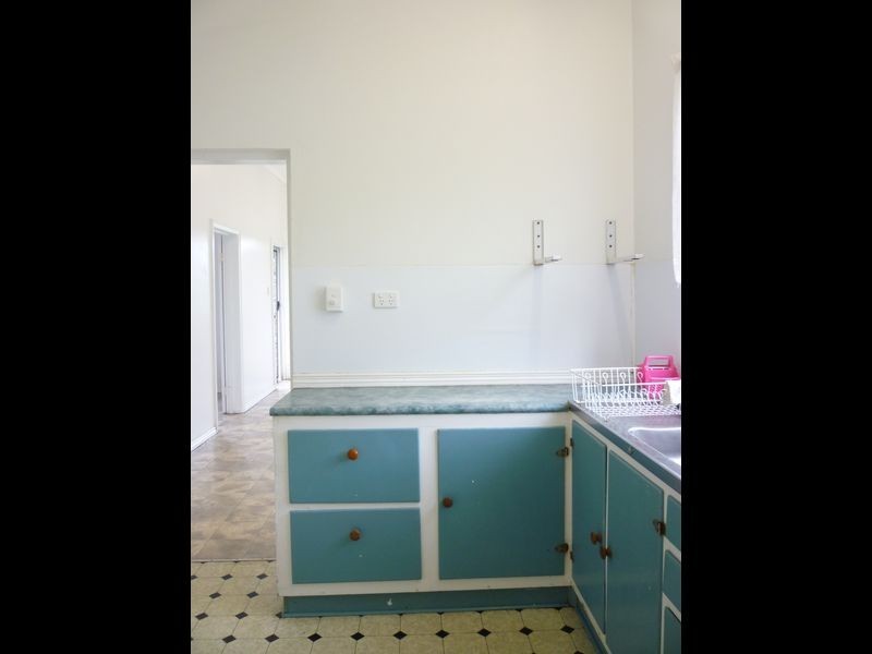 16 Brosnan Street, Tully QLD 4854